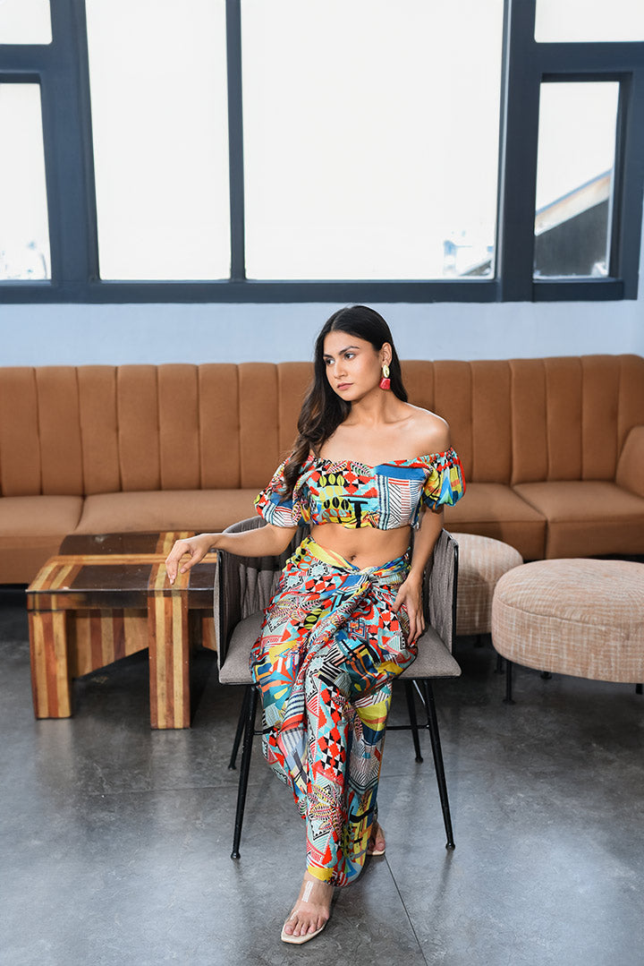 Eyecatchy knotted Skirt Set