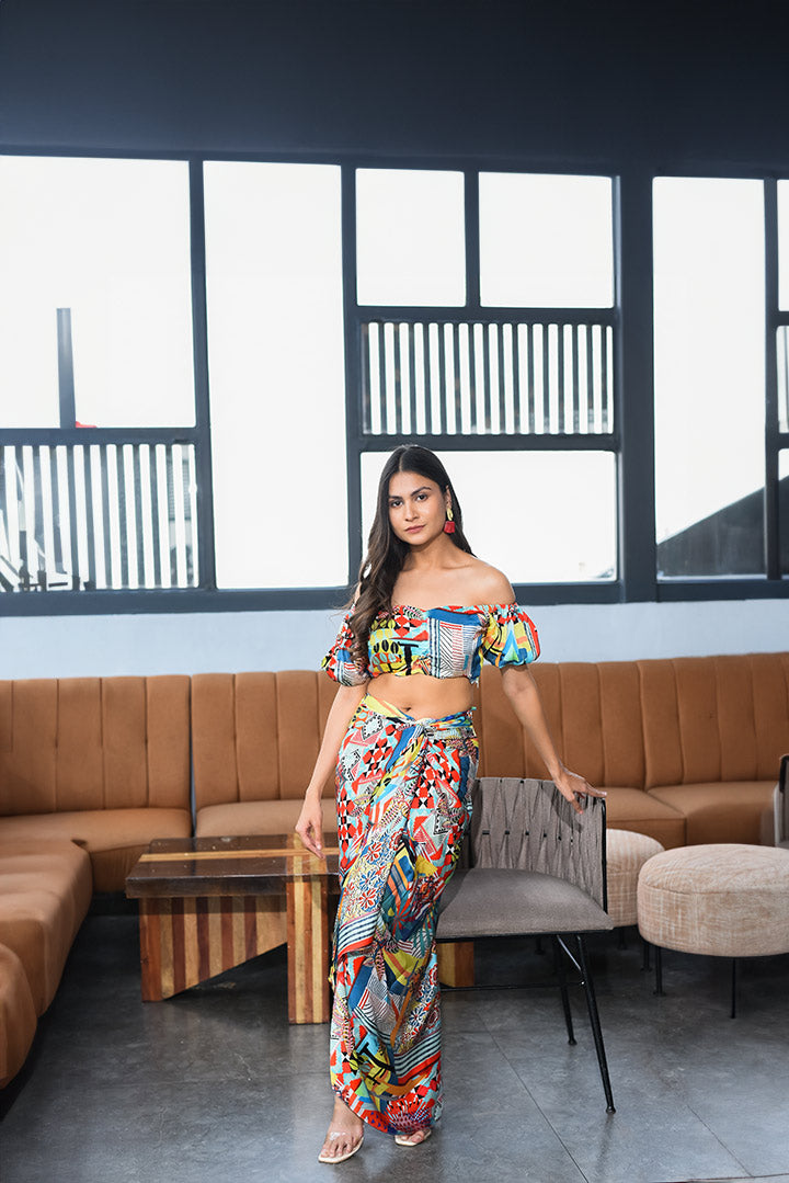 Eyecatchy knotted Skirt Set